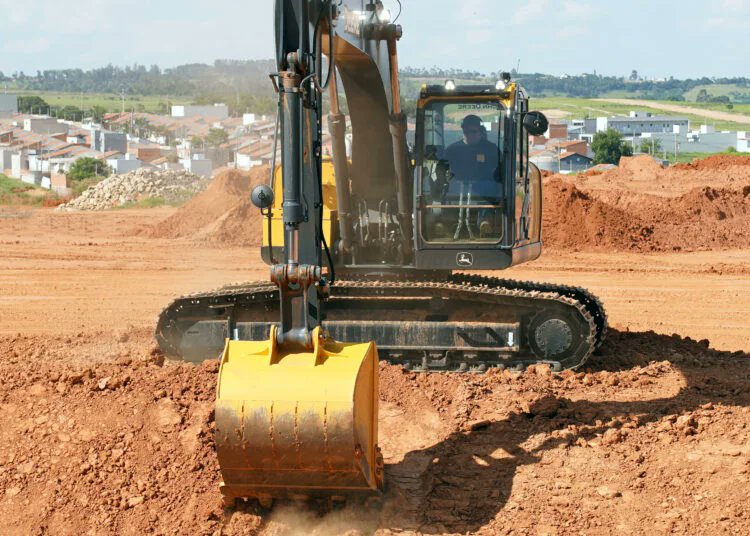 ElConstructorAR's tweet image. #Robustez, #eficiencia y mayor #versatilidad con implementos
@JohnDeereArg
acortar.link/VRQbjA