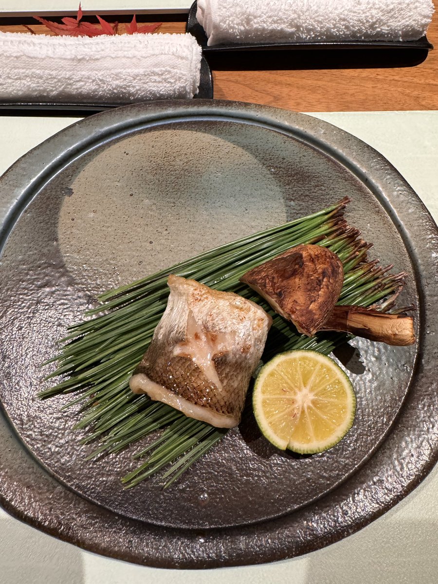 コートヤード福井で松茸、蟹ミソなどを🦀シャンパン安かったけど、ここは日本酒で🙆‍♀️