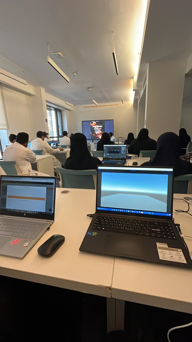 ✦ Thuraya ✦ tweet media