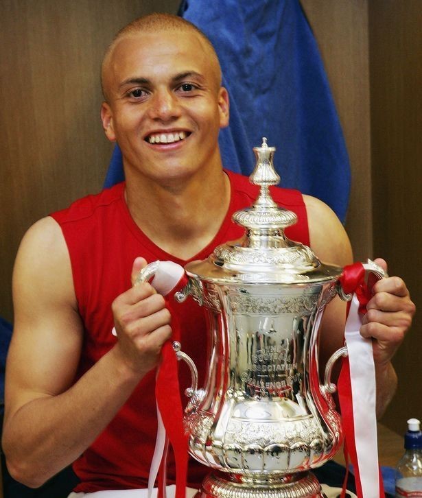 Unitedfans2023's tweet image. Happy birthday to Wes Brown who is 46 today
Manchester United (1992-2011)
🎂🍾🪩🥳🎉
#MUFC #WesBrown