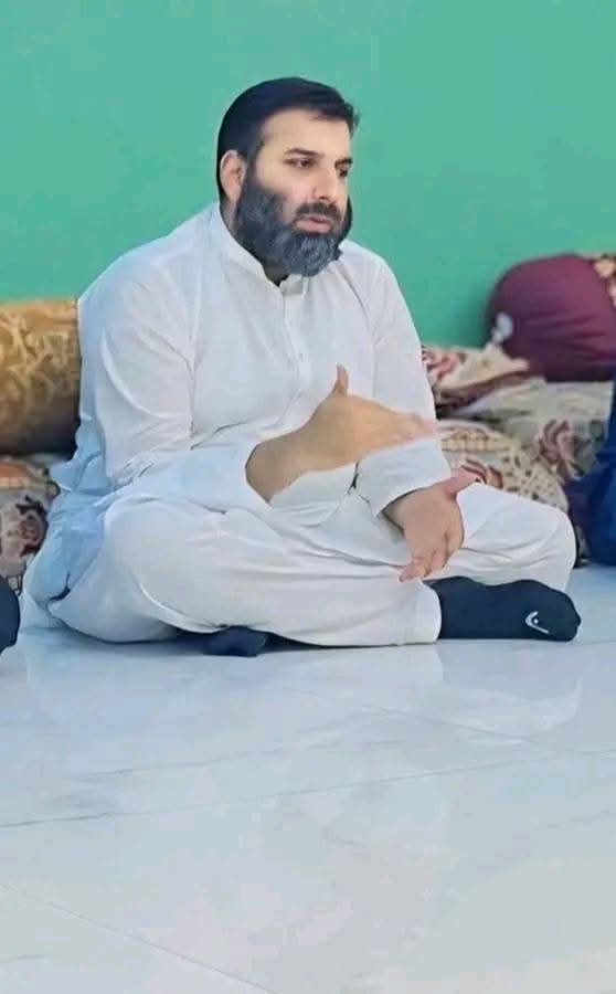 تحریکِ لبیک پاکستان کے سیکیورٹی ہیڈ حسن بٹ، جو سعد رضوی کے خصوصی سیکیورٹی انچارج تھے، مبینہ طور پر آپریشن میں جاں بحق۔ پارٹی ذرائع کے مطابق ہلاکتوں کی تعداد بہت زیادہ ہے۔ حالات بدستور کشیدہ۔
