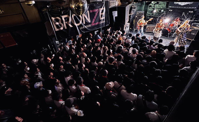 In the venue media image