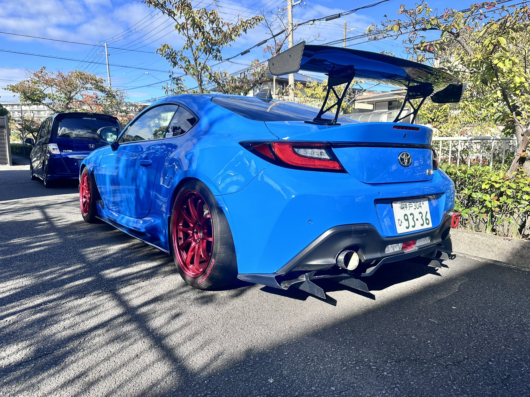 日刊スポーツ　トーカイテイオー公式パネル写真 インスタグラマーin上海