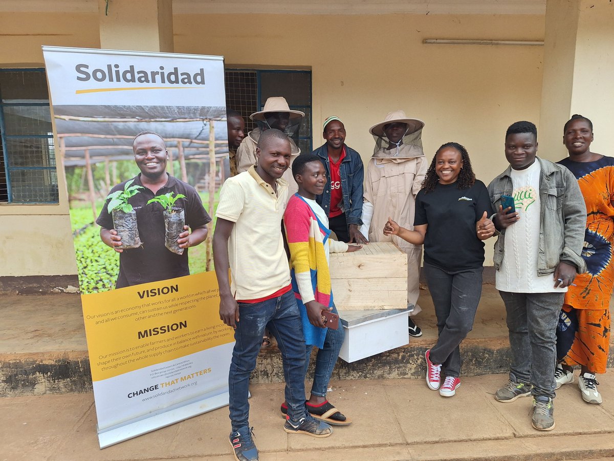 SolidaridadECA's tweet image. 4/5 🚀 Market linkages created with
Central Park Bees &amp;amp; @SwahiliHoneyTZ  🐝
They process just 500 of 1500 tons/year, meaning BIG opportunities for women &amp;amp; youth to scale their enterprises!
#YouthInAgriculture #AgriBiz #BASEProject