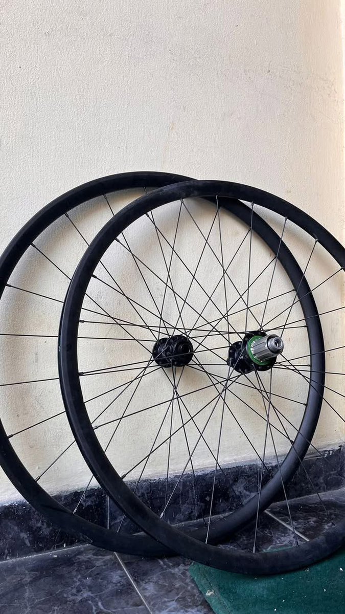 #fnfjb
<a href="/FnFjb/">FnF Jual Beli</a>

#WTS  Rapha Lightweight Commuter XS 1,5jt  
Giro Privateer size 42 1jt  
Wheelset hub Hope &amp; Hydra rims 4,5JT 
Detail bisa japri  ke  0896355satu3428    
Trims