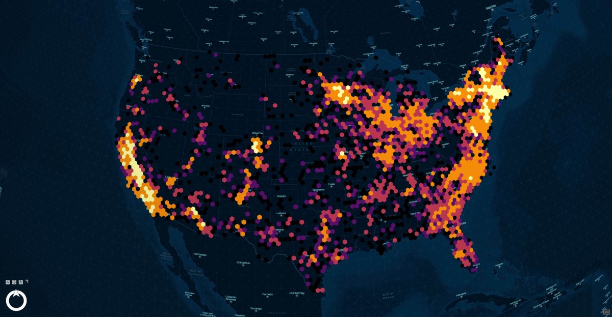 American Solar Farms tech.marksblogg.com/american-solar…

15K-array, 2.9M-panel dataset of Solar Farms across the US. Loads of metadata as well including capacity and installation year.

There is a v2 of this dataset on the way but v1 is already looking amazing.