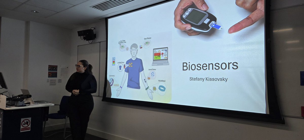 BioelectronicsL's tweet image. Outreach day today in the lab, thanks to @RubenRuizMateos @ChrisSlaughter_ @skissovsky for their inspiring presentations!