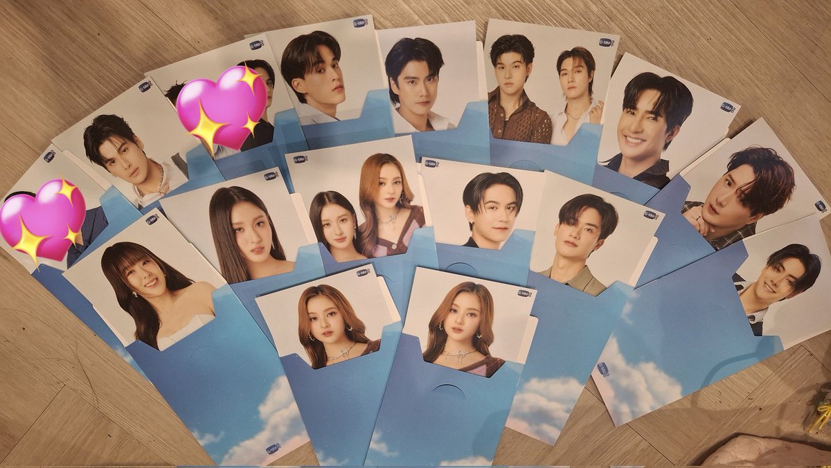 mypinky_chom's tweet image. ใบละ 40฿ นัดรับที่งานวันนี้ได้เลย
ส่งไปร +20฿

รับ 3 ใบ ส่งฟรี

#GMMTVFANIVAL #GMMTV #GMM