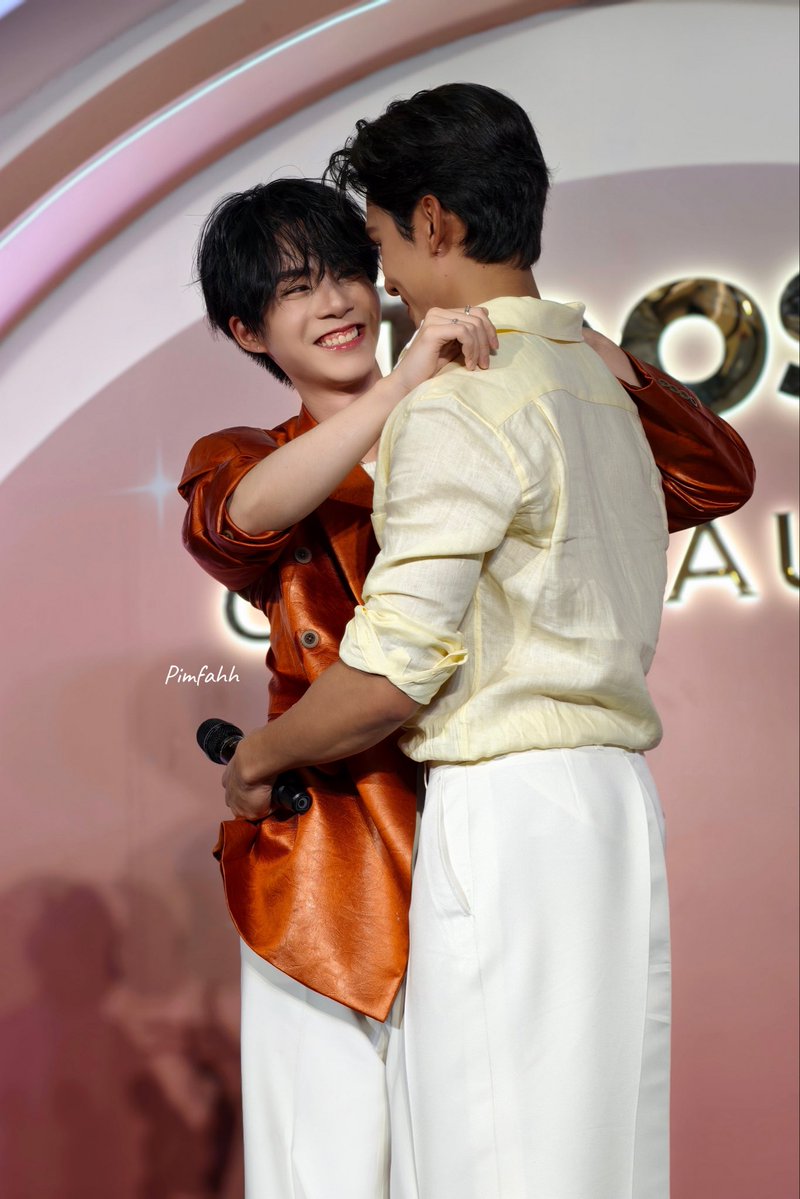 ptome_u's tweet image. เจเจจะเลิกเขินพี่เน็ตกี่โมง 👀

NJJ LOVE GLOWS
#JergensxNetJJ