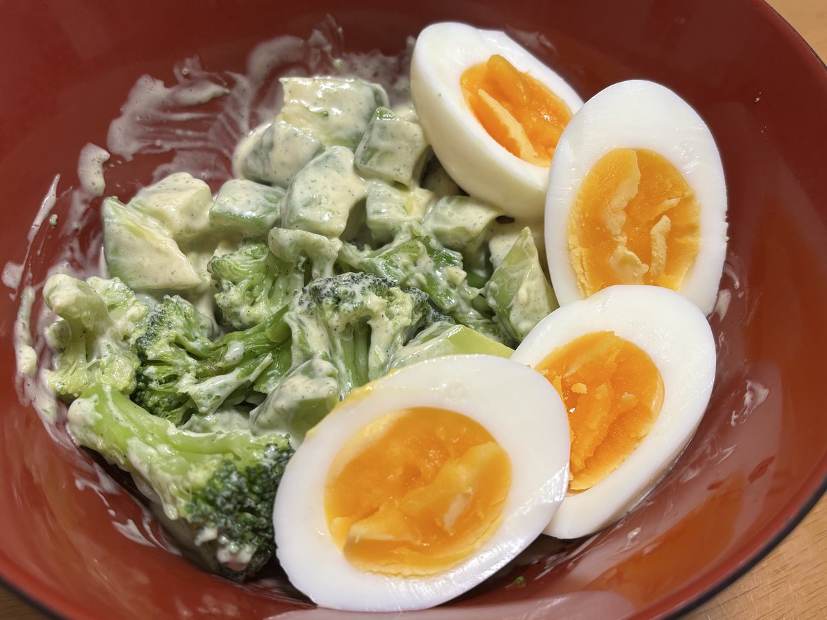 Fu_randachu_pm's tweet image. 筋トレしてる人のご飯みたい🥑🥚🥦
すごく美味しかった✨

#今日の乱打飯