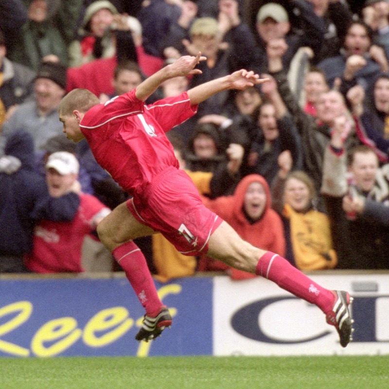 LFC's tweet photo. “Not for the first time, and probably not the last, Gerrard was the driving influence of this Liverpool triumph." 💫

A look back at #LIVMUN in 00/01 ⏪