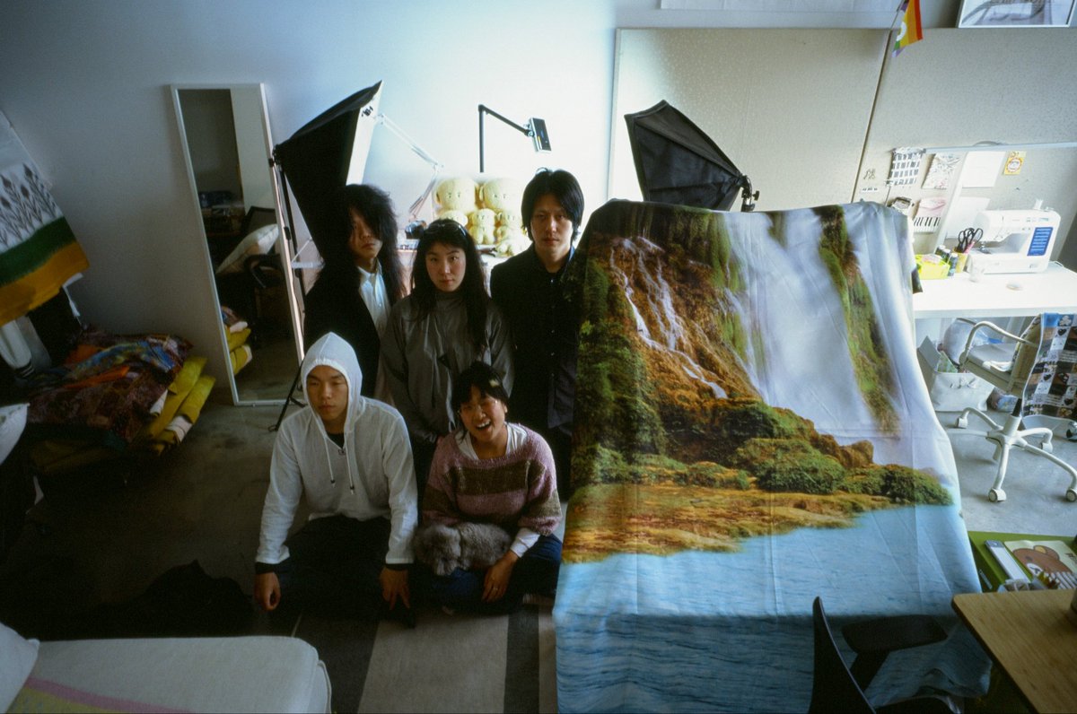 D-3 🙌
wo ai ni / break it even w/<a href="/kraeji/">Yaeji</a>