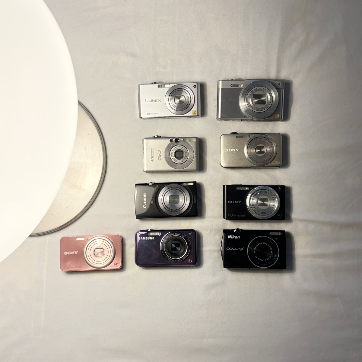 🎠อัพเดทสินค้าใหม่เข้าเพิ่ม รอบนี้หลายตัวเลย เน้นงานรุ่นฮิต บอดี้สวย จอสวย แฟลชสวยทุกตัวแน่นอน มีรุ่นจออหน้าด้วยน้าสัปดาห์นี้

🎠ปักรอได้เลยครับเดี๋ยวเค้ามาลงรายละเอียดใต้เม้นน้าา
♡ 𐙚​ ִִ𓈒

#กล้องดิจิตอล #กล้องดิจิตอลมือสอง