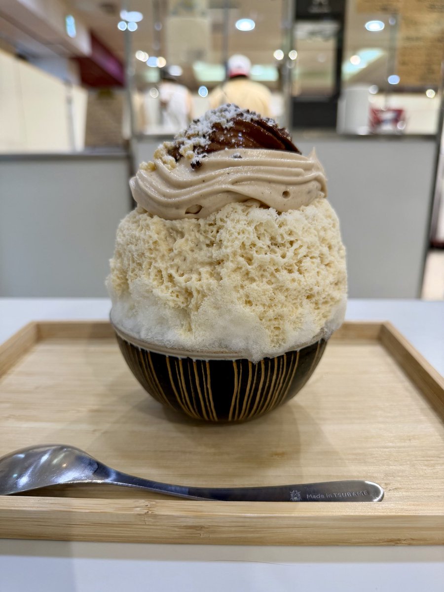 3QhONeQFUQ3xEyt's tweet photo. 守口市
京阪守口店
秋の全国うまいもの大会
cocoo cafe
ひと足お先にハロウィン🎃
らしく×こおり屋bambu
マロンとチョコチャンククッキー🍪
#守口市 #京阪 #かき氷
#秋の全国うまいもの大会
#cocoocafe #らしく #こおり屋bambu https://t.co/9x7NvxXxvv