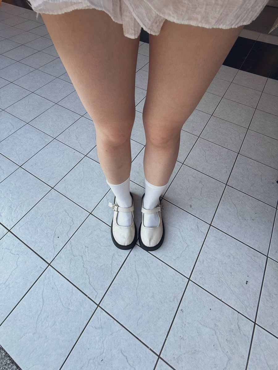 限量商品出清🔥

用了超級超級久的浴巾 $450
穿了好幾個禮拜的性感冰絲睡衣 $500
穿到鞋底磨平的白色鞋鞋 $500

都會再額外附贈穿照呦🫰🏻
久久出清一次比較特殊的原味💕

推特會吃訊息請原諒萱有可能會看不到😣
要避免被吃訊息的話可以私訊TG！
t.me/+dIhlkJu65eE1Y…
進群後左下角有私訊按鈕！