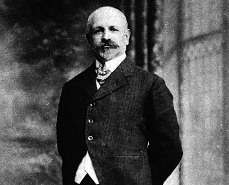 Tal día como hoy en 1909 fue asesinado en Montjuïc el pedagogo anarquista catalán Ferrer i Guàrdia, acusado de instigador a la rebelión en huelgas y protestas populares de la Semana Trágica de Barcelona. El juicio fue una farsa para condenarlo a muerte como chivo expiatorio.