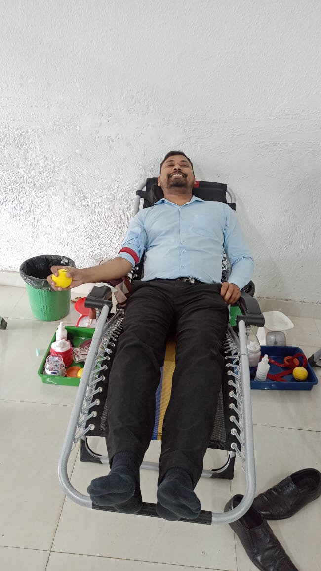 RailTel’s Western Region Office, Mumbai, organized a Blood Donation Camp.Employees came forward with great enthusiasm to contribute to this noble cause, reaffirming RailTel’s culture of compassion, care, and service beyond the workplace.
Such initiatives reflect RailTel’s