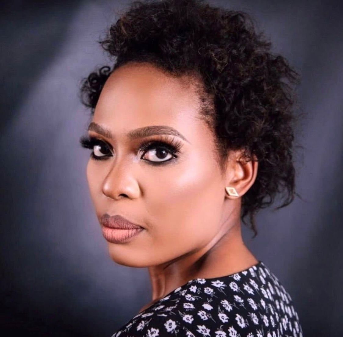 PhilMphela's tweet photo. RIP: 

Lindiwe Faith Nene

Actress Londiwe Nene has passed away. 

#RIPLondiweNene https://t.co/ZYzmyMA9Hx