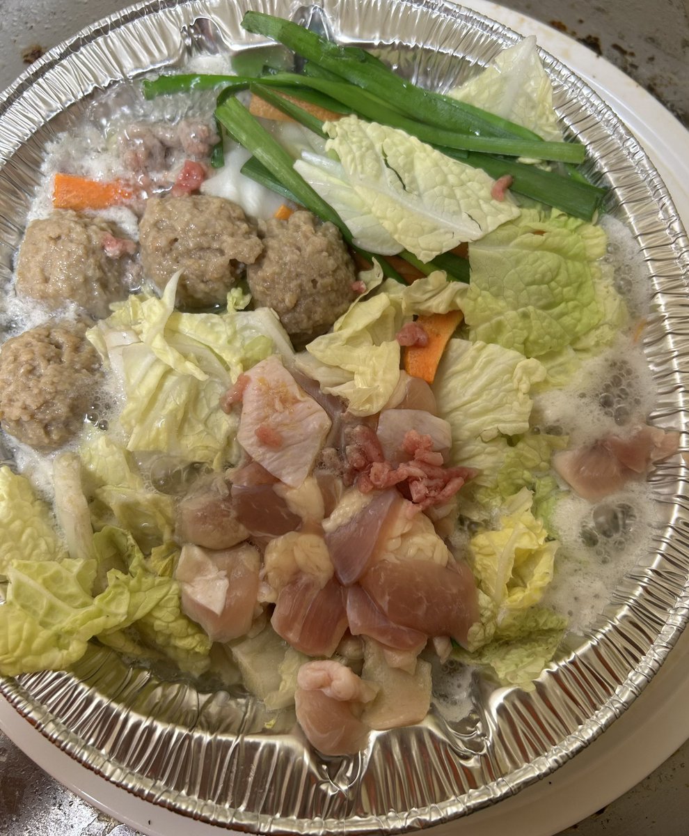 usa_condon_1970's tweet image. 本気の鶏塩ちゃんこ🍲🌬️仕込んだ✨٩( ᐛ )و✨