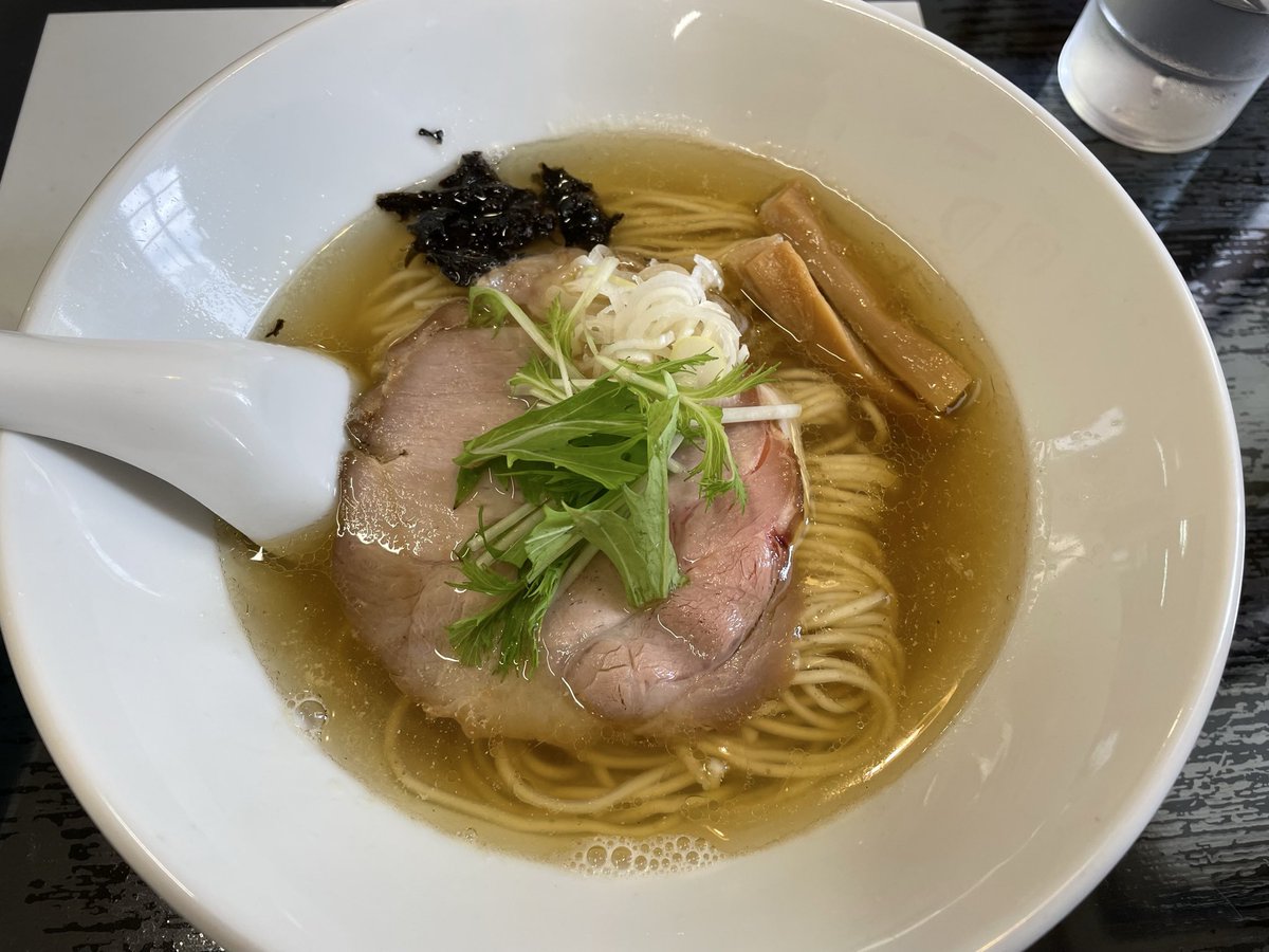sou_silver's tweet photo. ラーメン香華の鰹と鯵 煮干しそば
群馬県 利根郡 https://t.co/Kuh6mt9ZCi