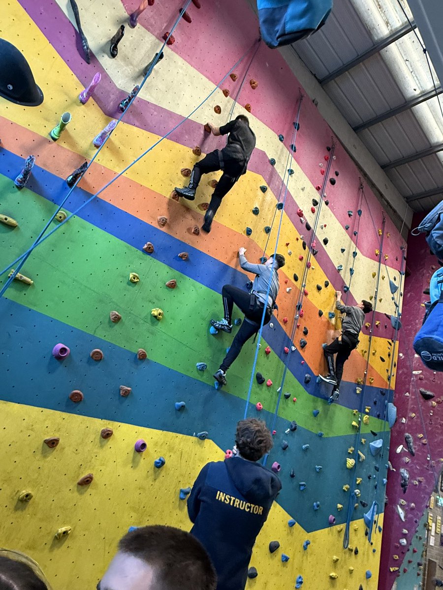 Oide Chloe tweet media