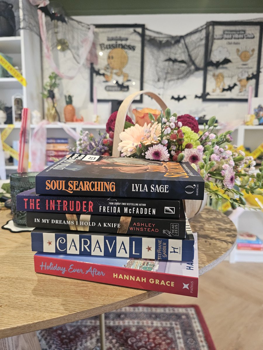 Book buys this weekend 🎀✨️