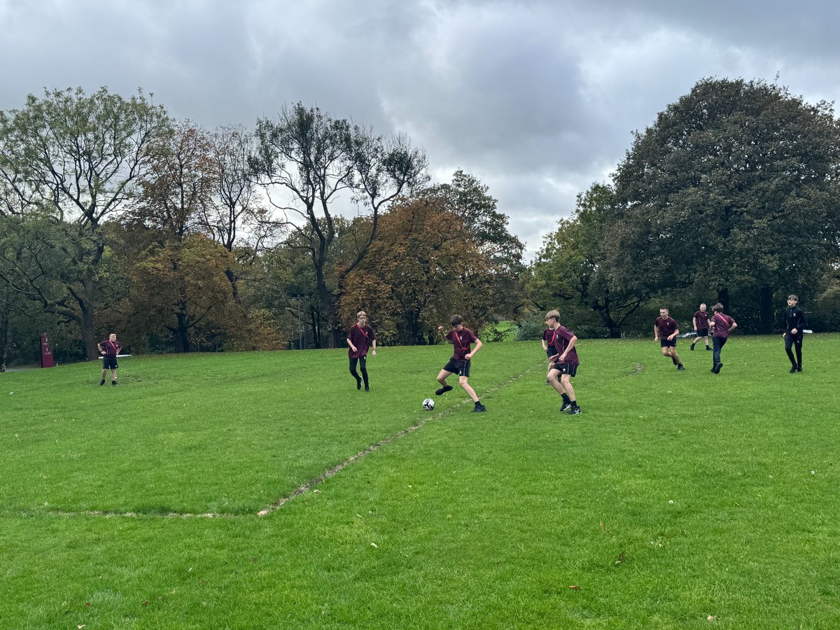 RBHSBolton's tweet image. Our pupils explored a diverse range of exciting, real-life career options in sport &amp;amp; beyond. Steve also delivered a fun, practical &amp;amp; cross-curricular session combining MFL &amp;amp; PE. #languagelearning #languagejourney #learnanewlanguage