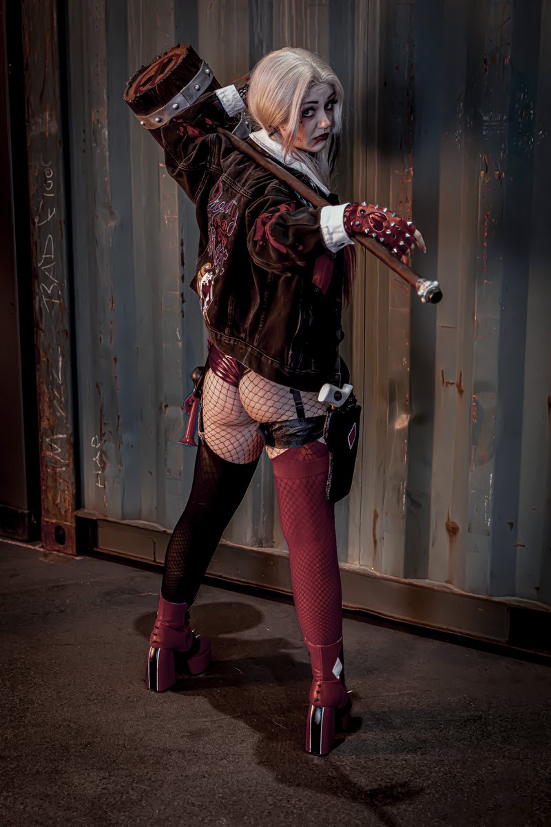 _brix_designer's tweet image. Cooles Harley Cosplay von kiki_tamashii

Aufgenommen auf der @PolarisCon_ 2025 

#polaris #polaris2025 #polariscon #polarisconvention #harley #dc #dccomics #dcuniverse #cosplay #cosplaygermany #cosplayergirl
