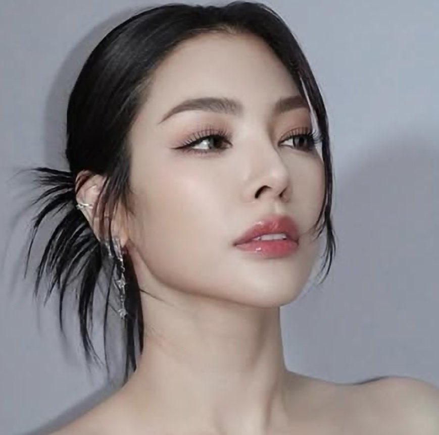 ลูกรักพระเจ้า

PERAYA PRESENTER THE DEMIS
#TheDemisxFaye #TheDemisXFayePresenterLaunch #TheDemisClinic 
#FayePeraya
#ฝ้ายพีรญา