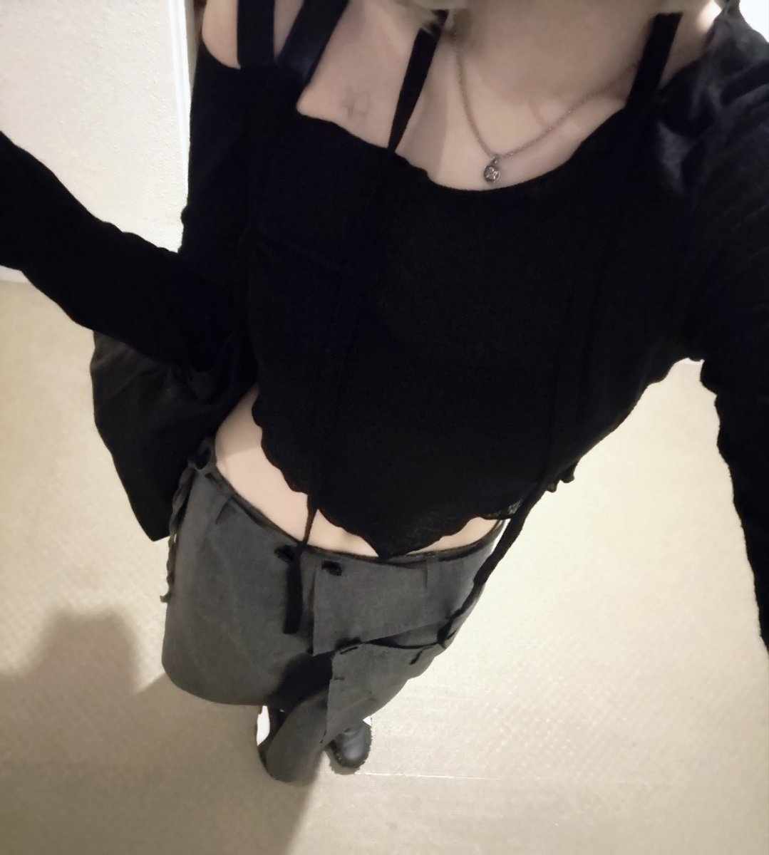 ミヤケのバッグ沢山入って使いやすい🐈‍⬛🪽