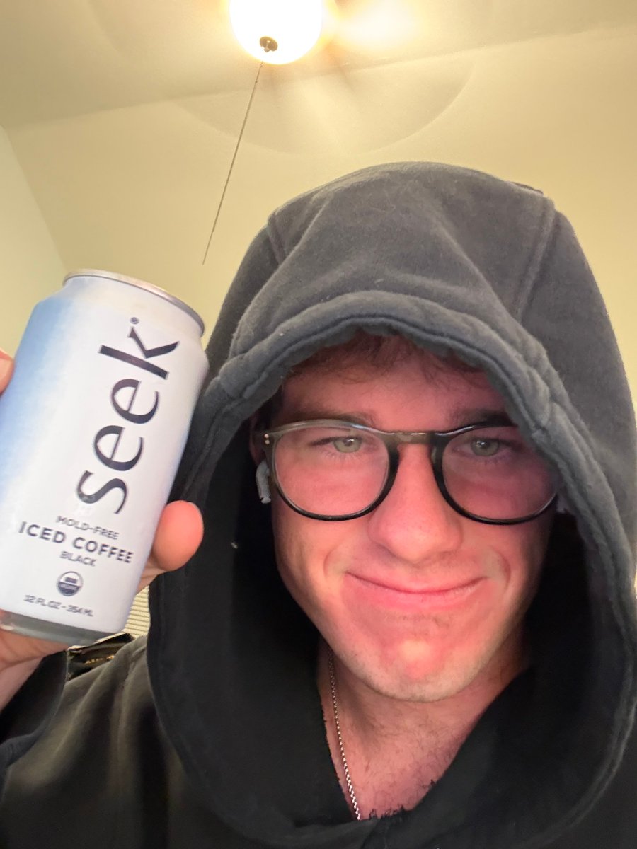 BrennenVC's tweet image. Monday Morning
>Shipping app to the app store
Coffee always provided by @calebsloop Check his stuff out (no other coffee I purchase)