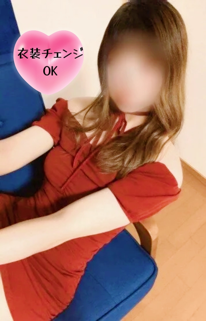 椿わかな（20代）🌸
大きな瞳・色白・赤ちゃん顔♡
高身長×ふわふわ太ももで目を奪われます✨
ヘッドマッサージ得意💆‍♀️心も体もとろける癒しをお届け
ご予約▶ cocoa-iwaki.com