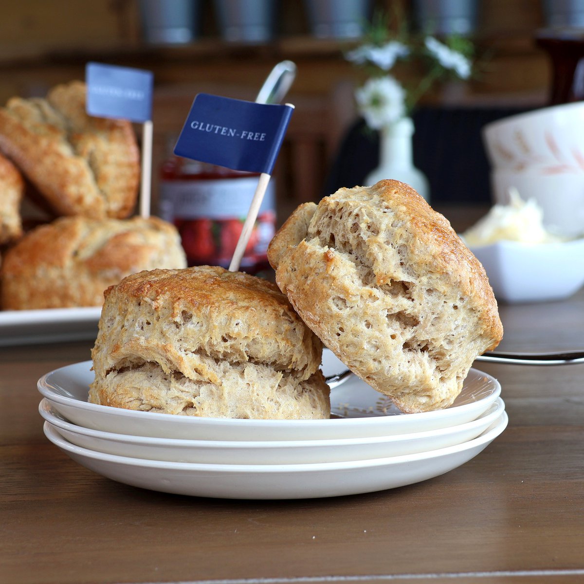 Glorious Gluten Free Buttermilk Scones Updated! glutenfreealchemist.com/best-gluten-fr…