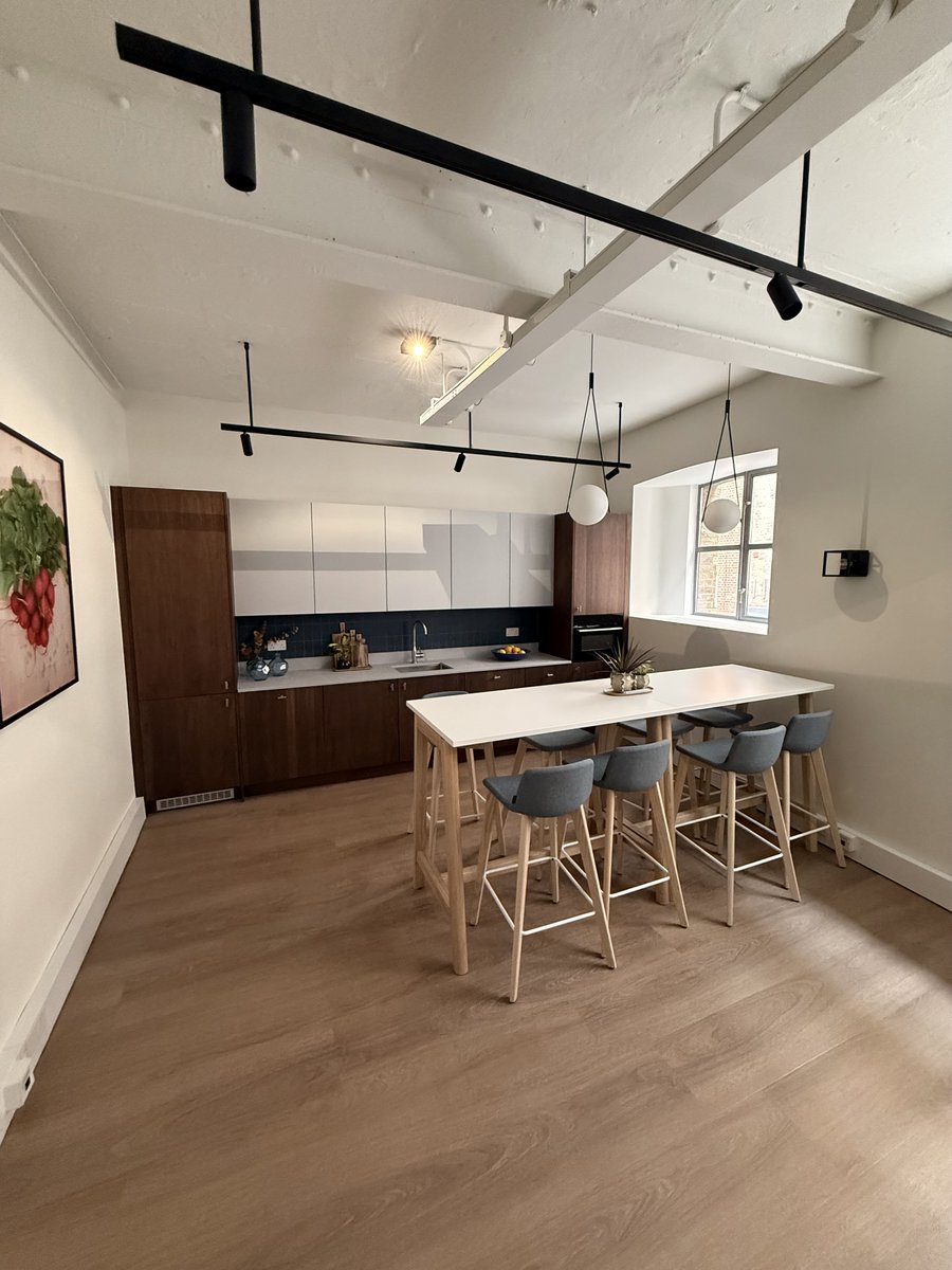 BB Contracts Limited tweet media