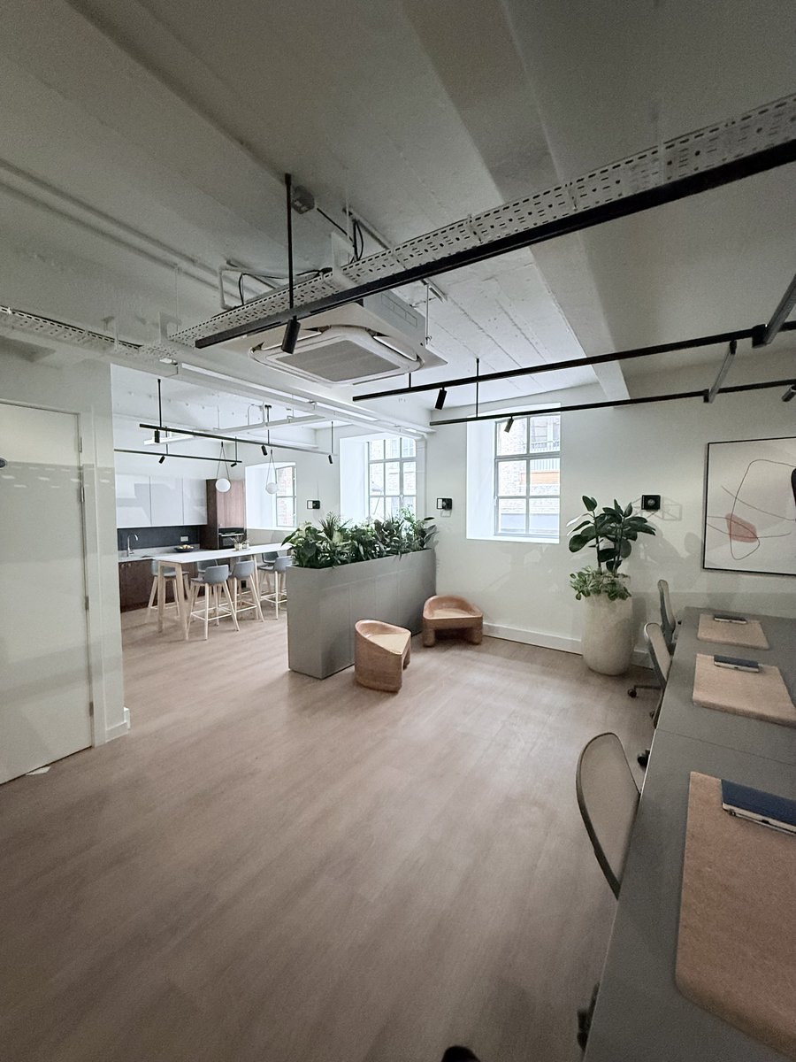 BB Contracts Limited tweet media