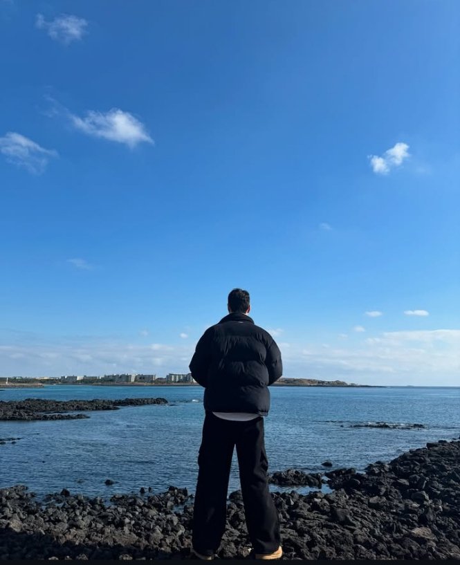 GyeolHuang's tweet photo. "끝나기 전까지는 항상 불가능해 보이는데 https://t.co/AjZH4gYjeH