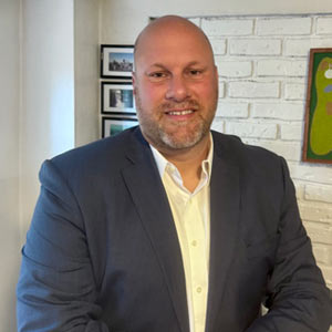 CFOtechoutlook's tweet image. Jack M Jacobs, Senior Vice President of Commercial Banking, WesBanco Bank Inc Contributed an article "Growing Market Share with Customized Banking Solutions"

Read More : tinyurl.com/295kap59

#BankingSolutions #MiddleMarket #CommercialBanking #RelationshipBuilding