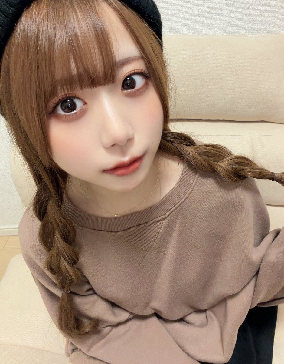 明日は16時からオクタゴンゲストですꪔ̤̫
プリンセスの調整おねがいします👸
まってます🀄️🀄️🤍