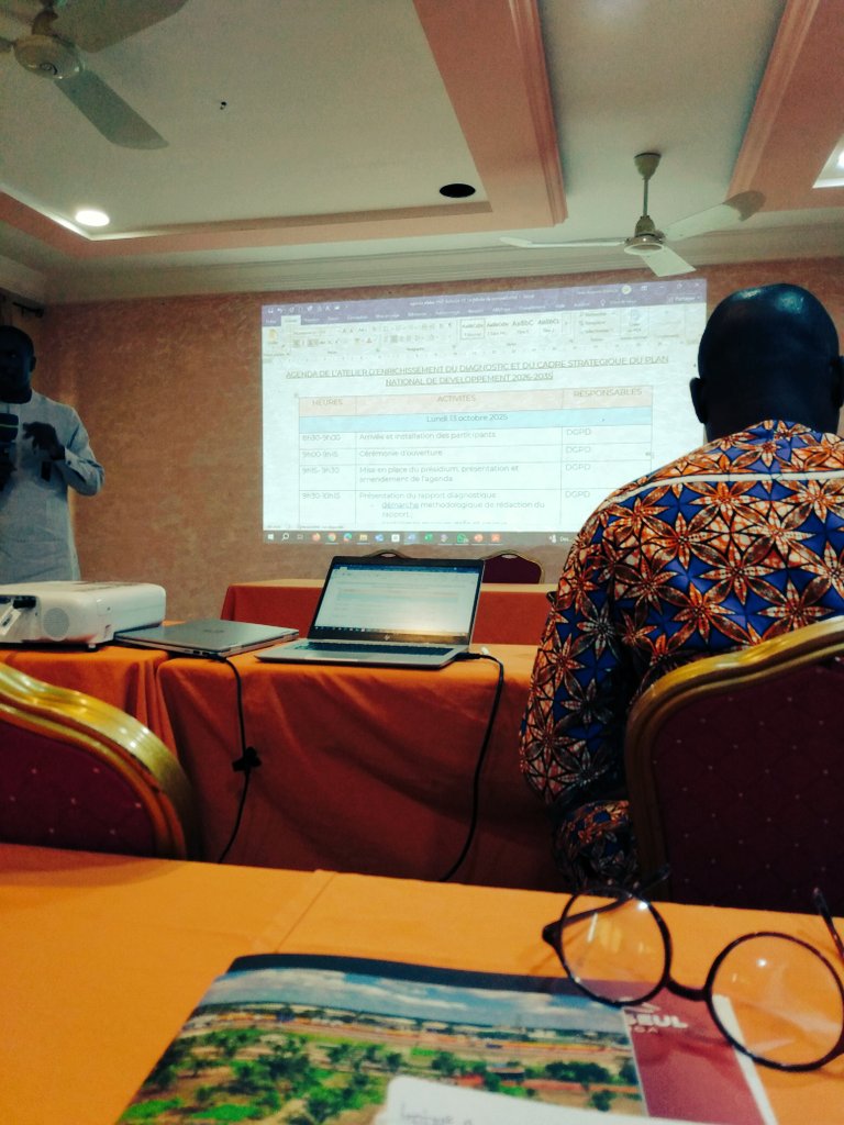 Nous avions démarré la firt Day de la rédaction du plan national de développement 2026-2035 de la vision Bénin alafia portant sur la loi N°2025-16 du 10 juillet 2025. En tant que président des jeunes Ureport de département de l'ouémé. L'avenir du Bénin de demain c'est aujourd'hui