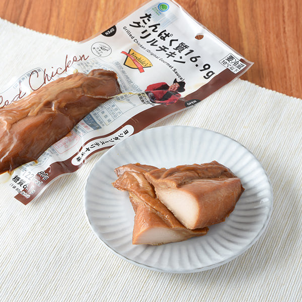 930winter's tweet photo. 10月13日

朝　×
昼　グリルチキン
夜　バナナスムージー
完食 ヨーグルッペ少し

約320kcal https://t.co/vWq74Y1T5L