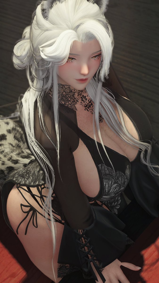 Afterwork Mondays should be spent with your favorites