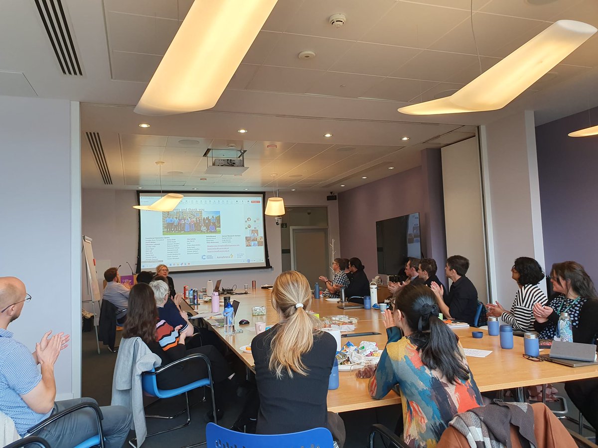 fiosgenomics's tweet image. Last week, Fios Genomics had our first #Science Day! We had great talks from both internal &amp;amp; external speakers, and it was a good opportunity to reflect on how we have made a real impact for our clients &amp;amp; their research. Lots of ideas too, so watch this space! 👀
#bioinformatics