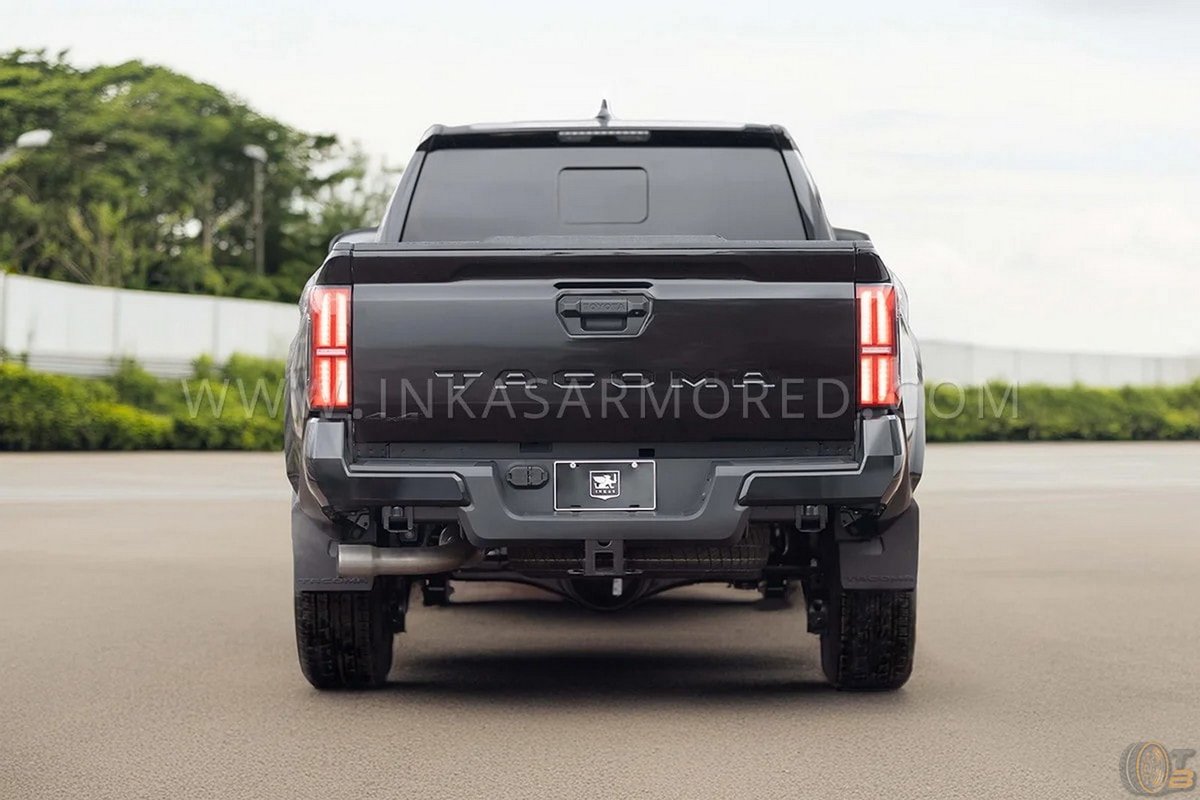 tuningblog_eu's tweet image. 🚨 Wusstest du, dass du dir einen gepanzerten Toyota Tacoma kaufen kannst? 😱Dieser Pick-up hält nicht nur viel aus, sondern auch Kugeln, Handgranaten und andere miese Überraschungen! 
💥 Mehr dazu gibt's im Artikel – Link in den Kommentaren!
🛡️ #ToyotaTacoma #Inkas #Gepanzert