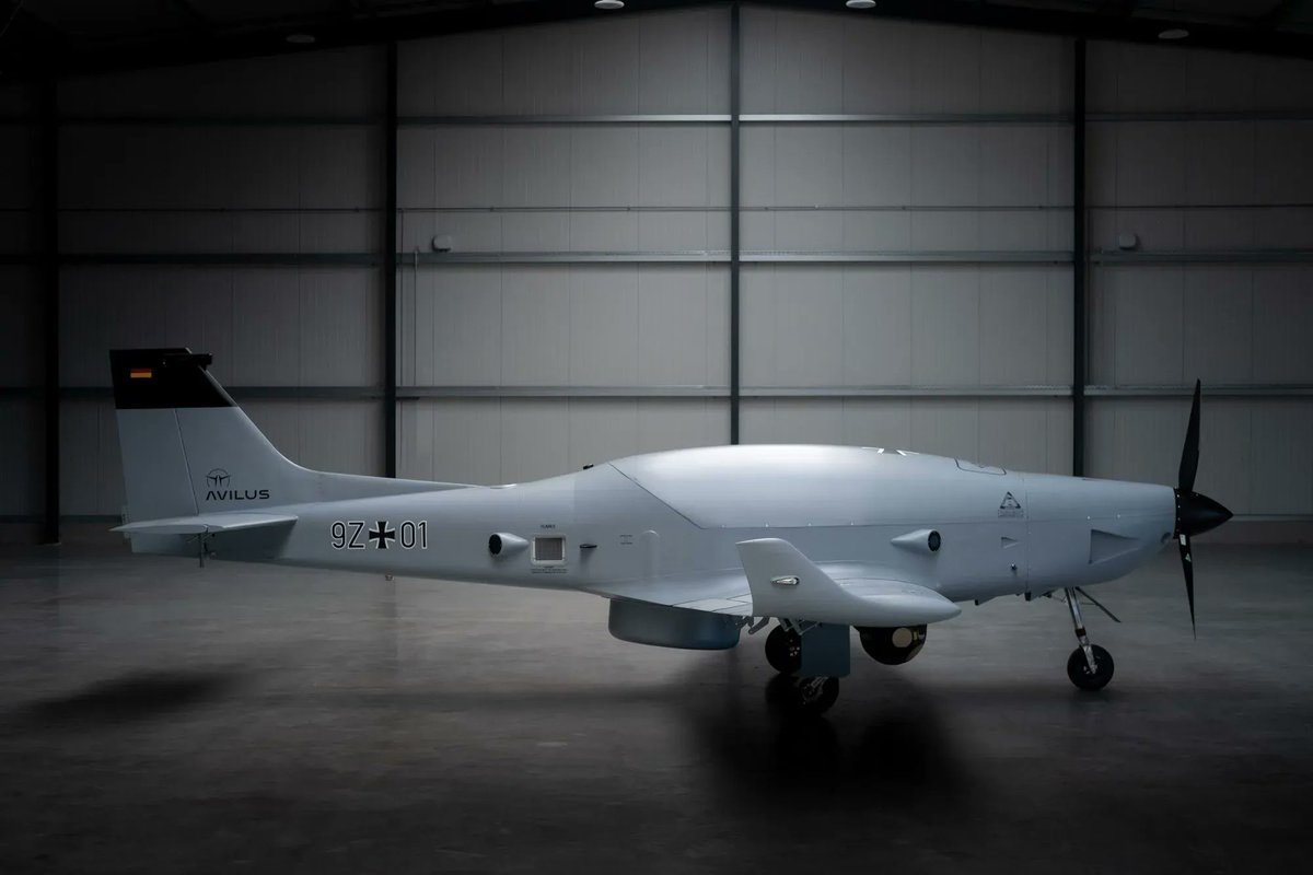 dronesdeguerra's tweet image. Avilus, desarrollador alemán de sistemas aéreos no tripulados #UAV, presenta el Bussard, un derivado del ultraligero Breezer Sport.