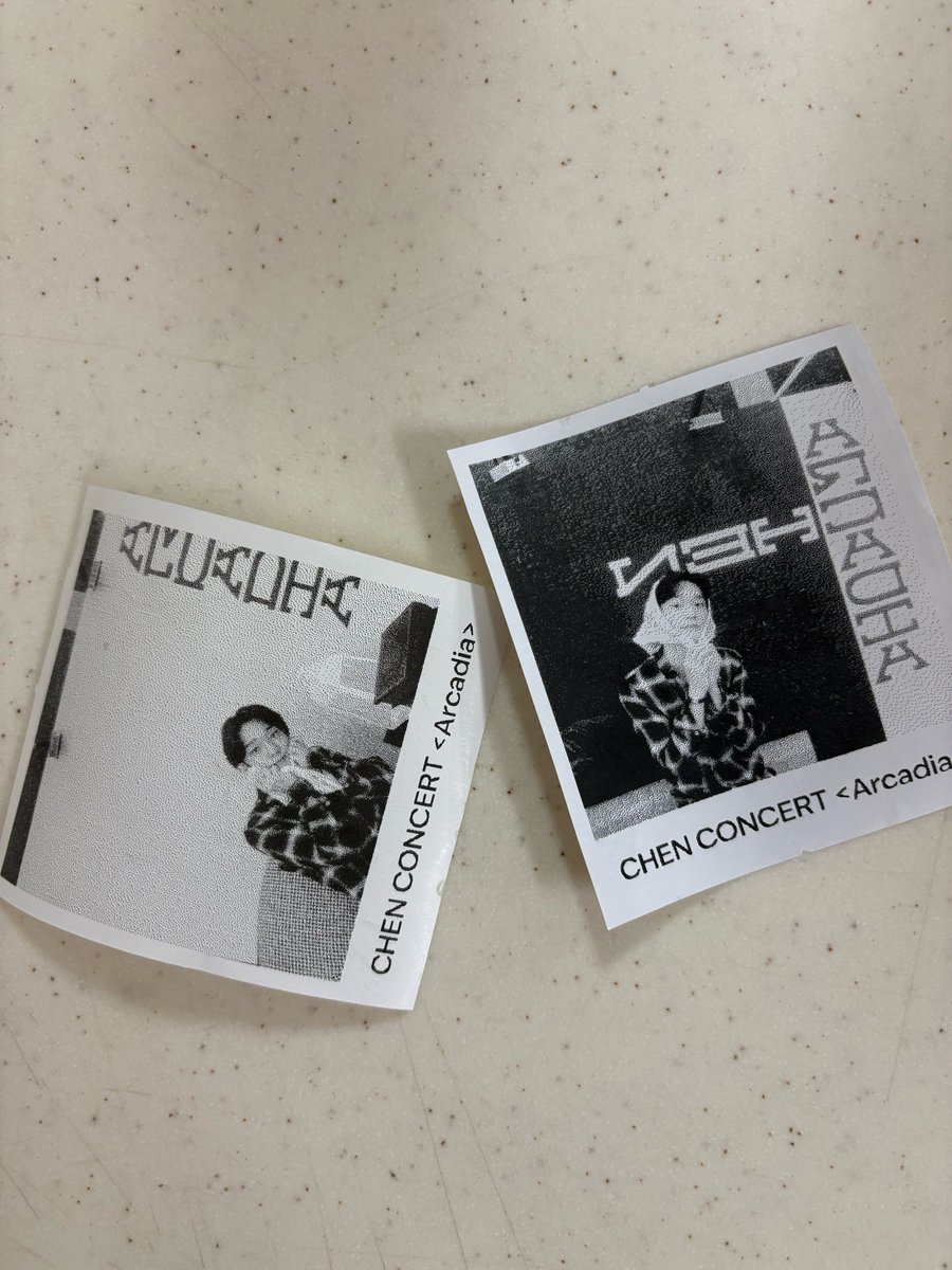 JONGDAE BBL!! LOOK ST THIS CUTIE 😭🤏