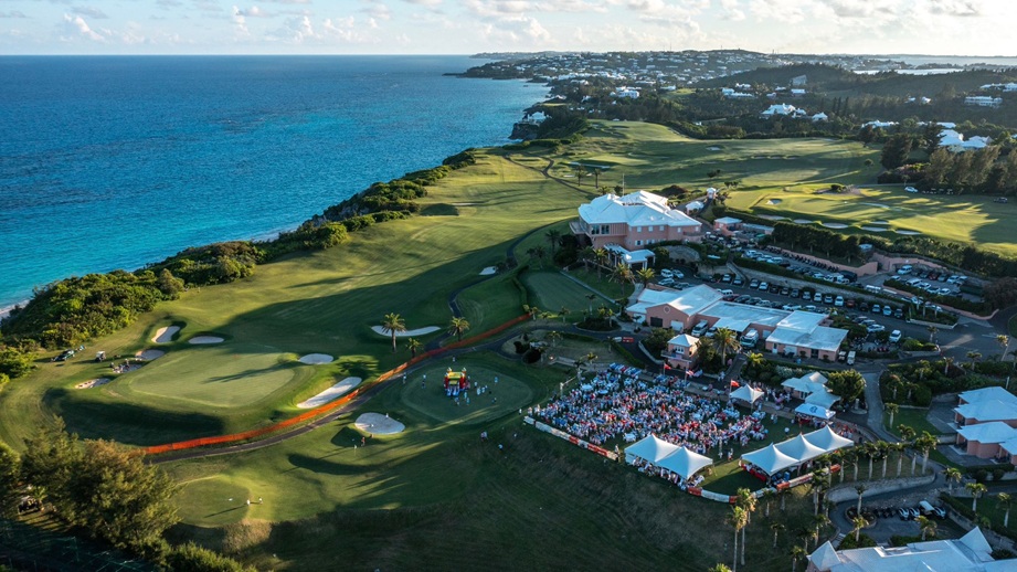 Breiti's tweet photo. Mid Ocean Club has been awarded the Investors in People Platinum Standard for its excellent employee experience. Discover how! https://t.co/ku2yfWfesi 💯👏⛳ #midoceanclub #bermuda #investorsinpeople #employeeexperience #golfclubmanagement #golfbusinessmonitor https://t.co/7P250sAPIV