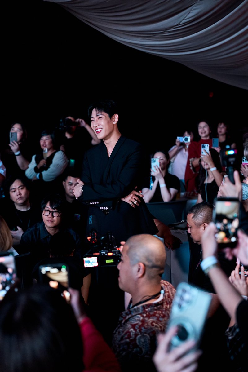 뱀뱀 BamBam tweet media