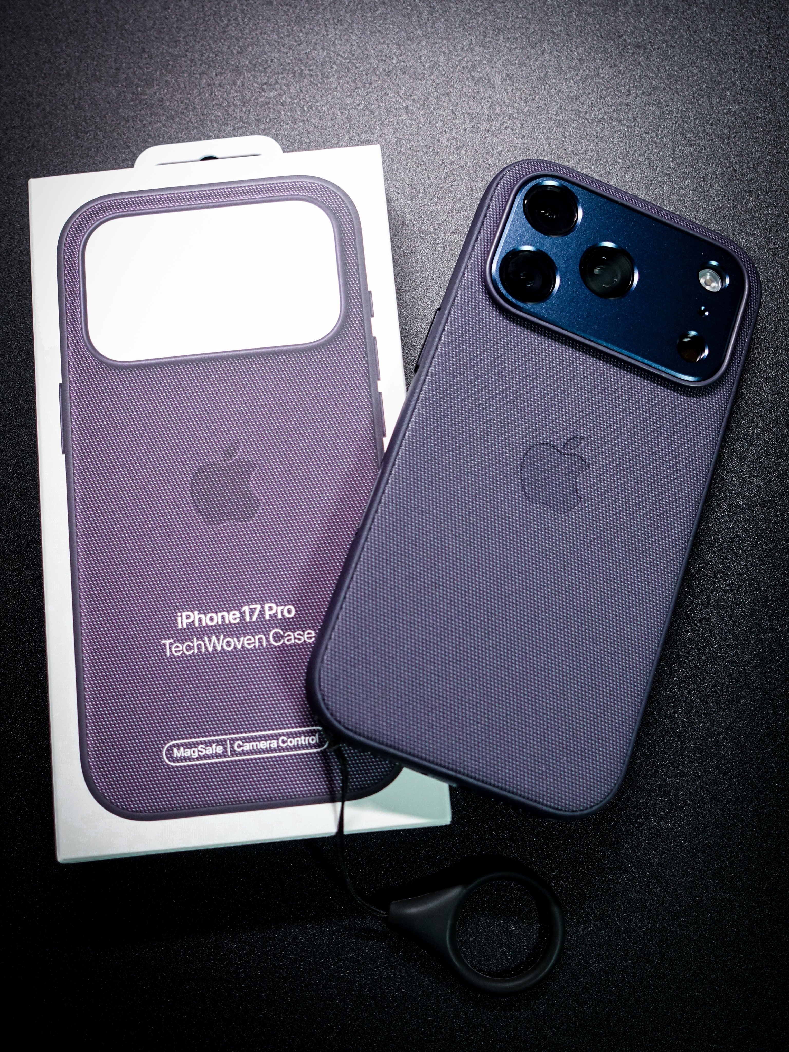 【純正/新品/未開封】iPhone17 Pro テックウーブンケース　パープル MagSafe対応iPhone 17 Proテックウーブンケース - パープル