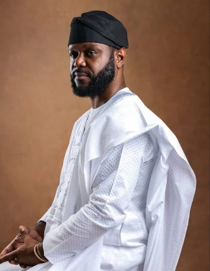 GAMediaCentre's tweet photo. GOVERNOR ALIA FELICITATES SEYI TINUBU AT 40

Governor @HyacinthAlia sends his warm felicitations to the Chairman of LOATSAD Promomedia, a prominent outdoor advertising company, Mr. Oluwaseyi Afolabi Tinubu @STinubu, as he marks his 40th birthday anniversary. 

The governor describes Seyi as a humble, intelligent and hardworking young man, who has demonstrated an extraordinary commitment towards uplifting the vulnerable and improving lives of people in the society. 

He adds that Seyi Tinubu, has over the years, crafted an impressive portfolio that bestows upon him a unique and formidable influence in various sectors; has carved a distinct path for himself, upholding his family name in the right manner. 

The Governor states further that, as the Co-founder of the NOELLA Foundation, one of Nigeria’s leading NGOs, Seyi's approach to philanthropy has gone beyond mere charity; as his NGO is genuinely connecting with and supporting the youth and less fortunate, fostering hope and making tangible differences in countless lives across the nation.

He prays to God to grant him many more years in good health, enabling him to achieve all his positive heart desires.

Sir Tersoo Kula, mnipr @tersoo_kula,
Chief Press Secretary to the Governor of Benue State.