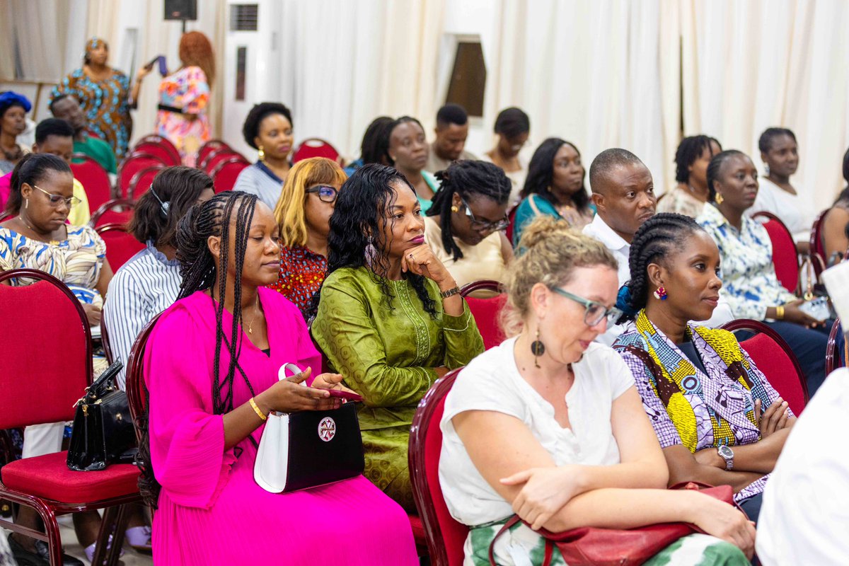 Le #Togo célèbre la 6ᵉ édition du Mois du #ConsommerLocal, placé sous le thème « Compétences et innovations ».

Ravie d’avoir participé à l’événement organisé par #TogoMall pour discuter avec une chef d’entreprise à succès <a href="/IbukunAwosika/">Ibukun Awosika</a>, la première femme présidente de la First